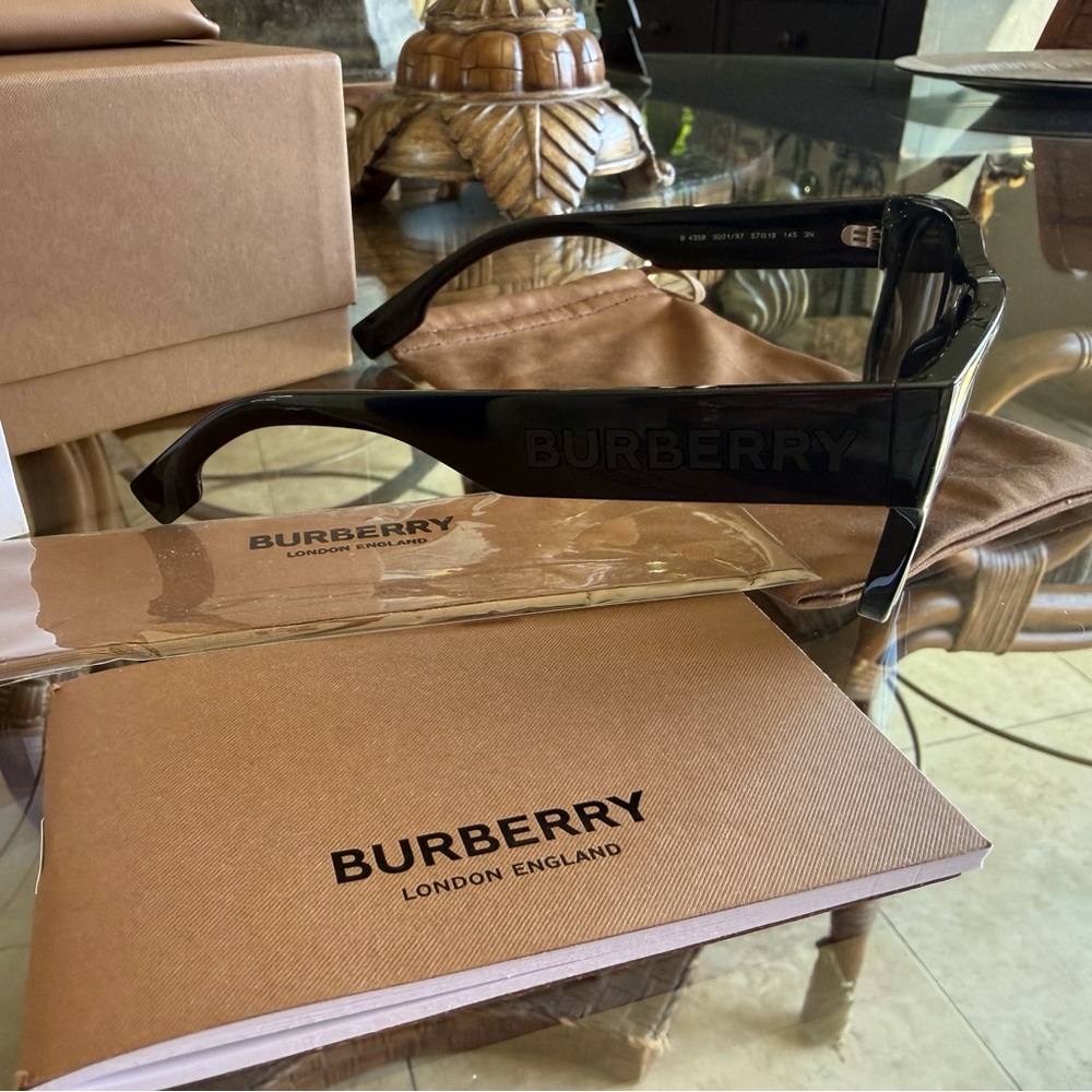 Burberry sunglasses